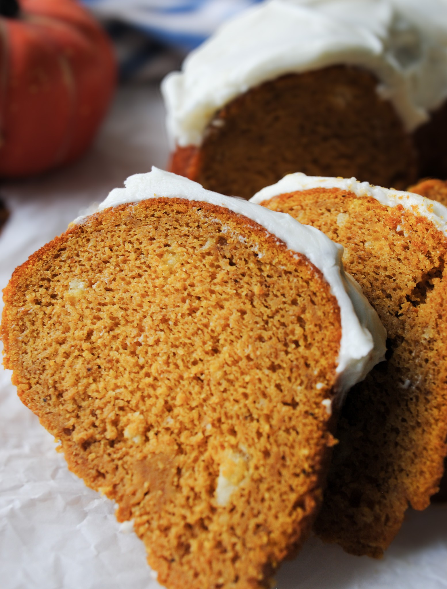 Easy Pumpkin Cake with Cream Cheese Frosting