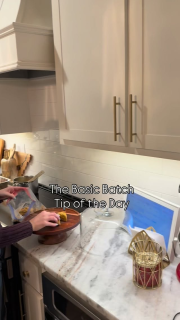 I always freeze extras!

I love being able to pull out “freshly baked” homemade items anytime our family wants some!

It’s also perfect for weeks where mom is out of town, but you want to leave a little personal touch behind for the family! 💕

Baking tips, kitchen hacks, mom hacks