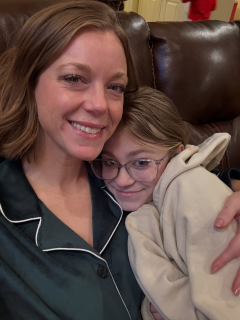 A little bit of life, a whole lot of Holly Jolly π β¨