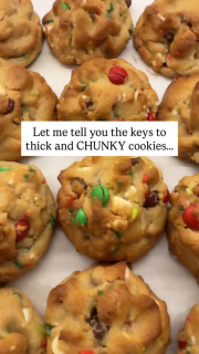 Do you love thiiickkkk cookies? Me too! They take a little more time but are not hard to make- you just need to plan in advance!
Here are my tips for thick and chunky cookies!
1. Freeze your cookie scoops for a day and bake directly from freezing. Freezing your cookie scoops a day in advance helps the flour to rehydrate and fully incorporate with your wet ingredients. This results in a stronger, more cohesive dough that holds its shape, causing less spread.
2. Bake at a higher temperature. While I bake most of my cookies at 350 degrees, I bake these at 375. Starting at the higher temperature helps the outside of the cookie bake up quicker, holding the cookies shape while it completes baking and causing it to spread less.
3. Add baking powder. Baking soda helps cookies spread, baking powder helps cookies lift and puff. Using both helps give chunky cookies a nice rise to achieve that thick and chewy texture!
Be sure to follow along for more tips. And comment below or save this post if you want to be the first to know when my Brown Butter CHUNKY M&M Double Chip cookie recipe is posted! 😘