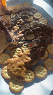 You all love Christmas crack, but have you ever tried Valentine’s Day crack?

Comment “Valentine’s” to have this recipe sent directly to your DMs! 

https://maegankaybakes.com/valentines-day-cracker-toffee-easy/

#valentinesday❤️ #valentinesdesserts #easydessert