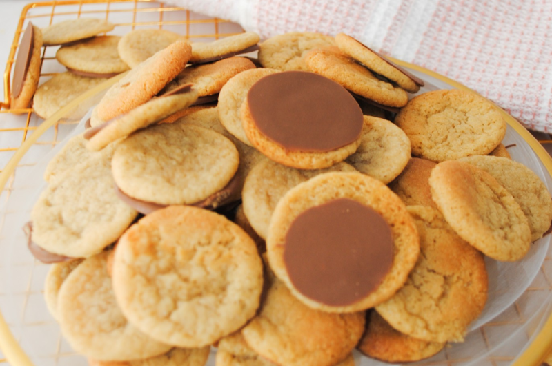 Mini Chocolate-Dipped Cookies - Bite Sized and Delicious!